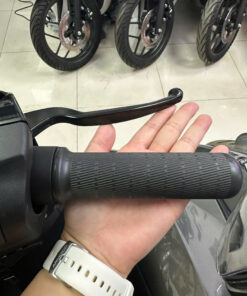 Tay ga phải Dat Bike Quantum S1, S2, S3